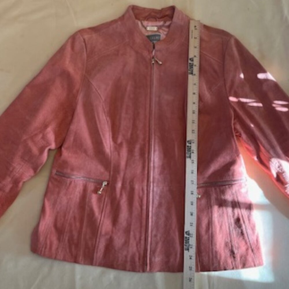 GUILLAUME | Suede Jacket Blush Mauve color Fitted design Size:L/G Quality - Picture 9 of 14